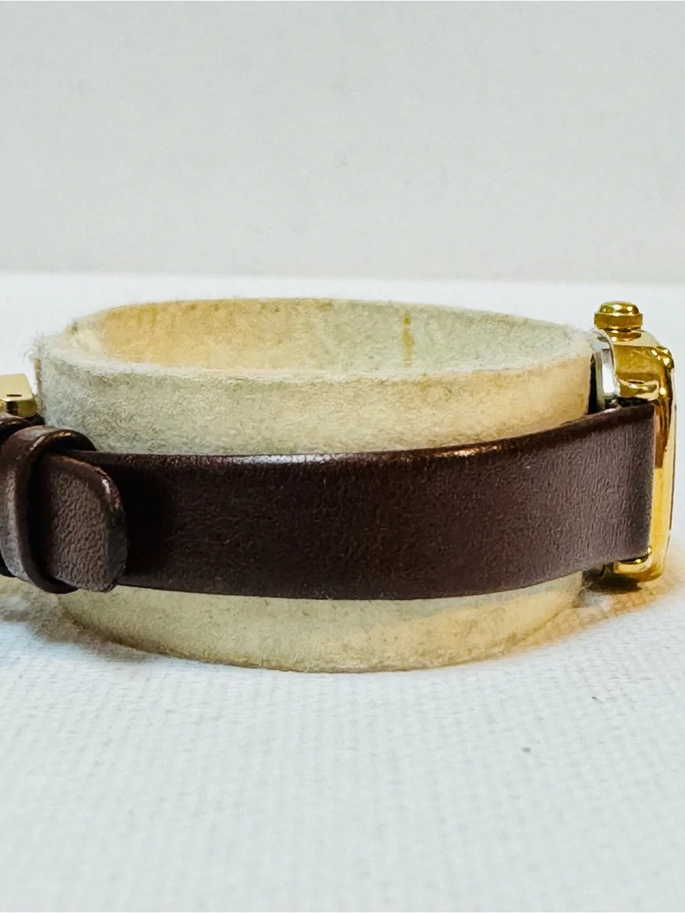 Vintage Citizen Women's Elegant Cut Corner Tank Watch Gold Leather 1000-108795